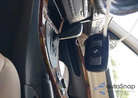 2010 BMW 328I xDrive из США, поврежденный, VIN WBAPK7C5XAA459926